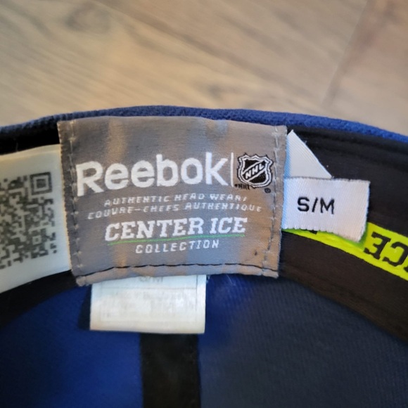 Toronto Maple Leafs Baseball Hat - Picture 5 of 5